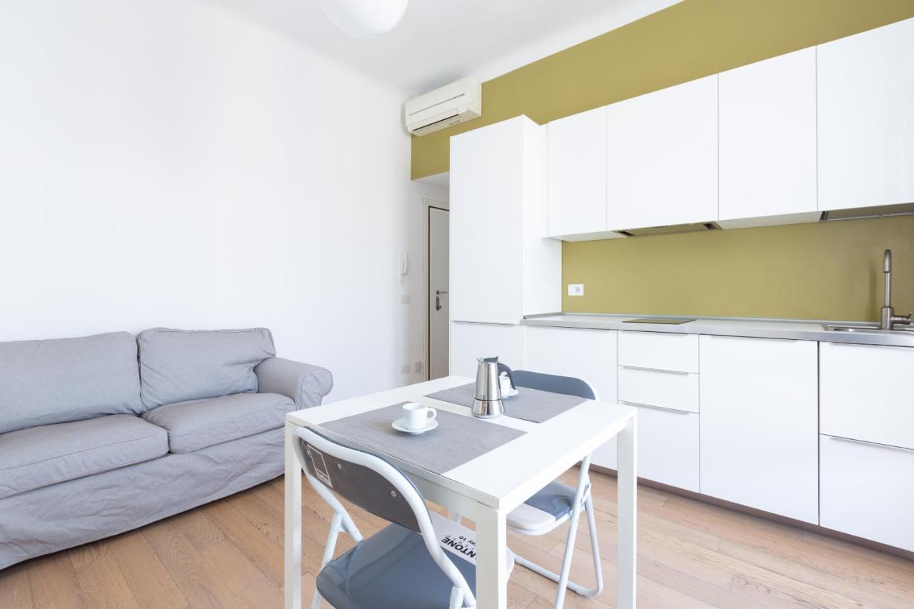 Porta Nuova Bright Studio With Balcony Milano Dış mekan fotoğraf
